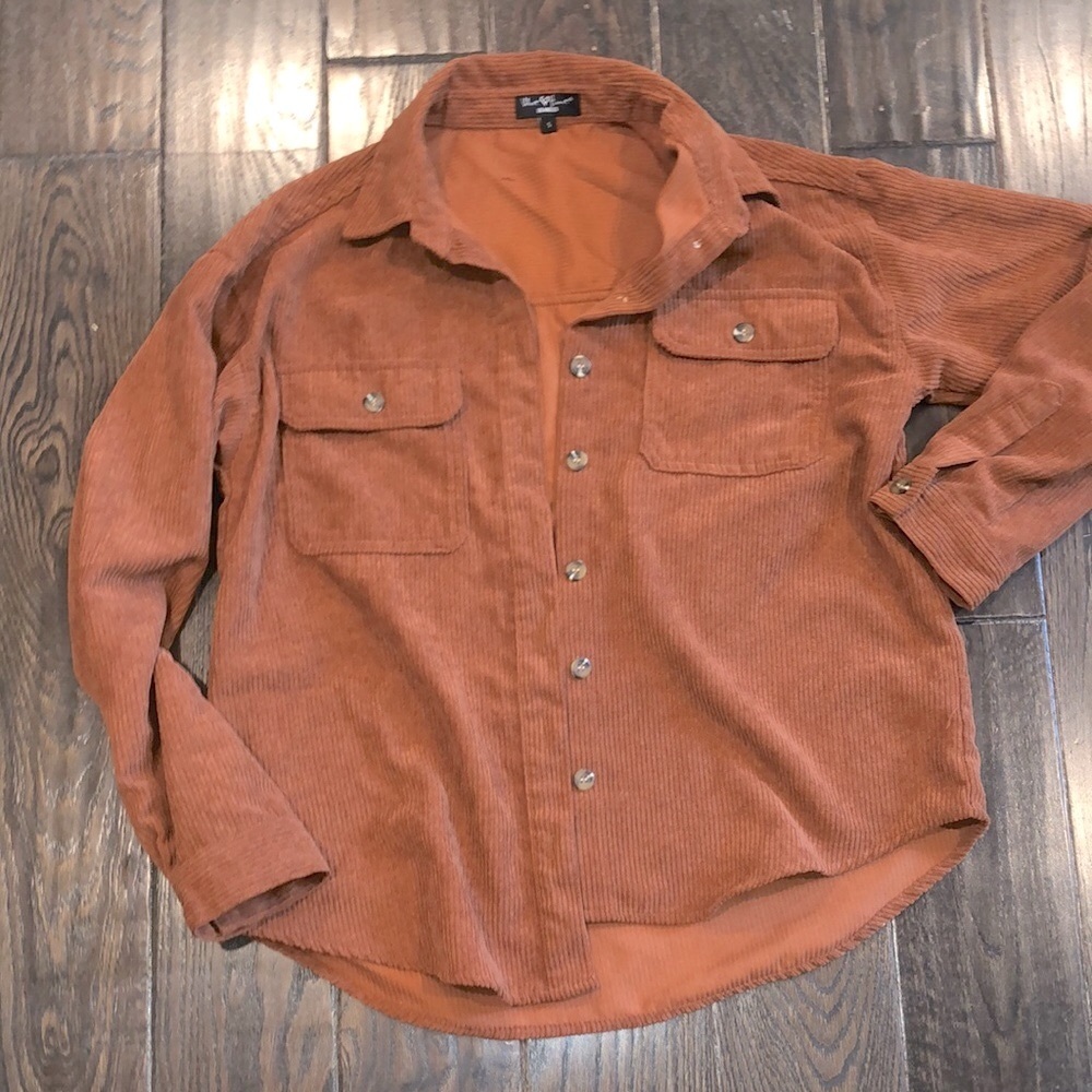 Velvet heart corduroy long sleeve button down top size small